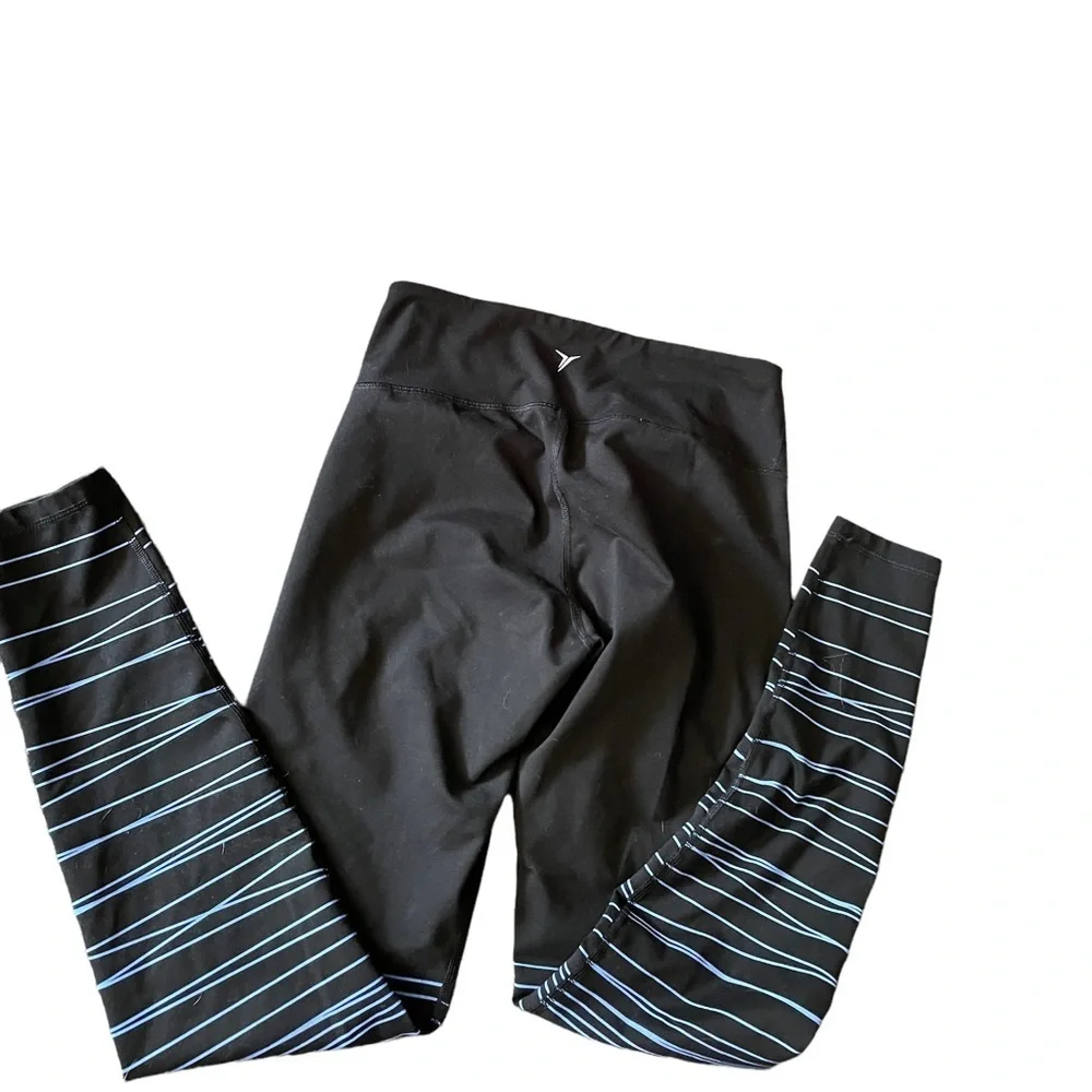 Old Navy Black and Blue Leggings Pants size Medium - Picture 2 of 5